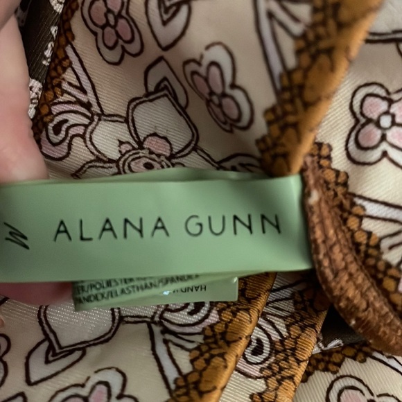 Alana Gunn Campbell High-Waisted Paisley Bottoms Size Medium - Picture 4 of 8